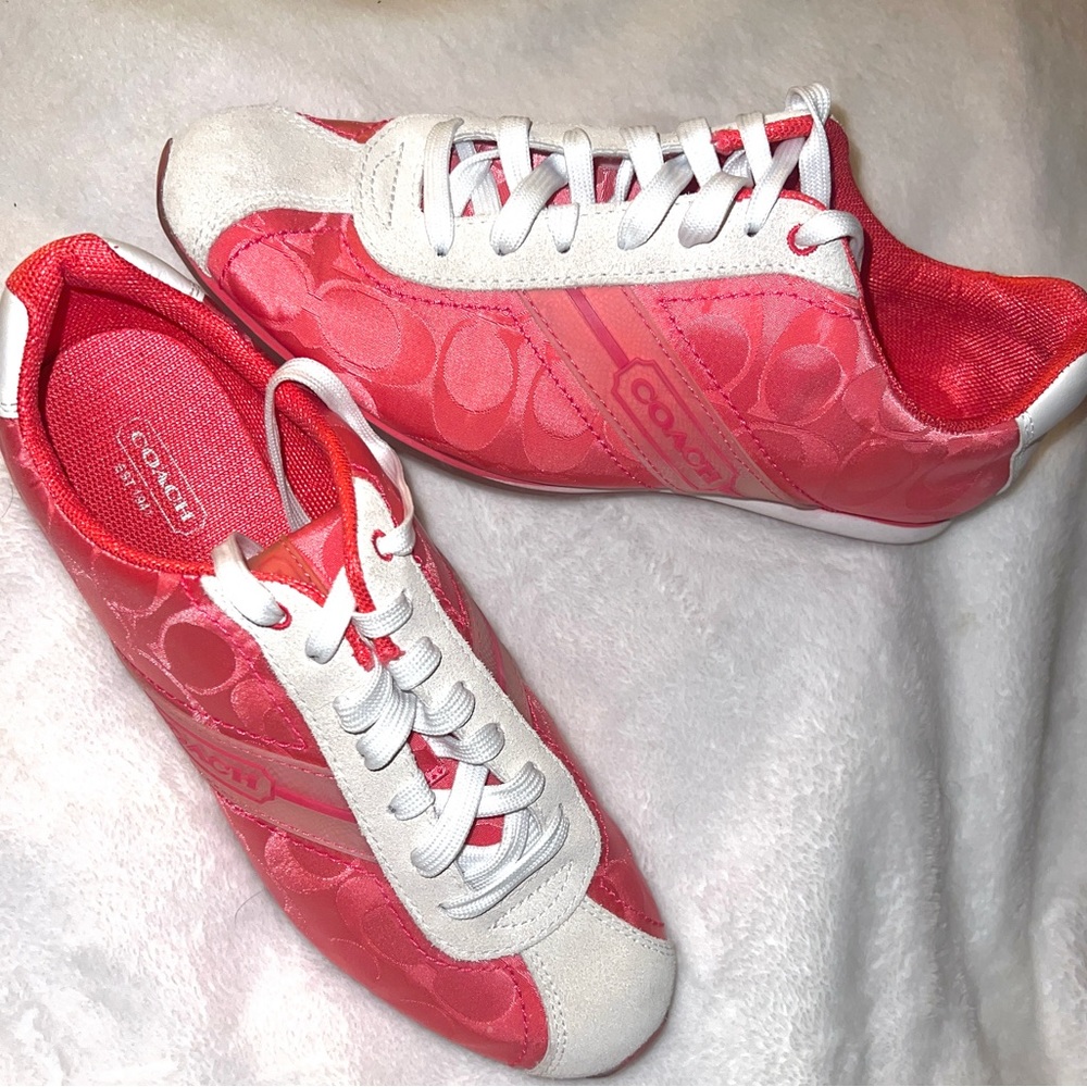 Coach Meredith Lace Up Sneakers size 9